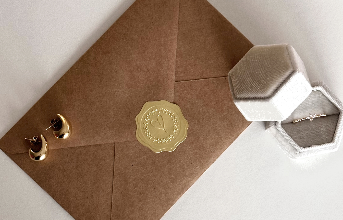 Comment devenir ambassadrice d’une marque de bijoux ? Toutes les étapes
